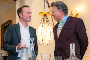 2413_871-Verbessert-RRfin